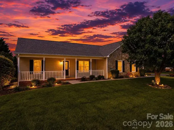 257 Kipling DR, Taylorsville, NC 28681