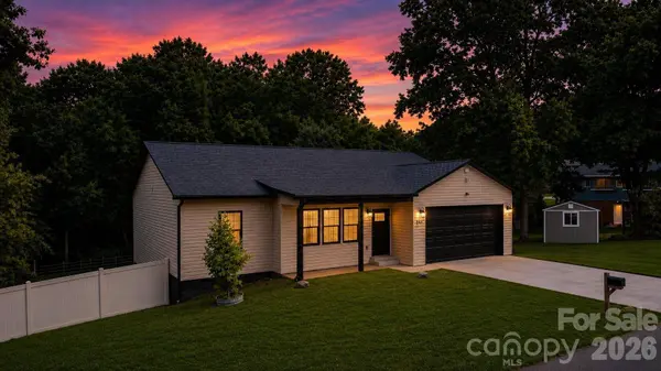 544 30th AVE NW, Hickory, NC 28601