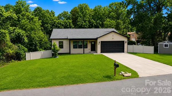 544 30th AVE NW, Hickory, NC 28601
