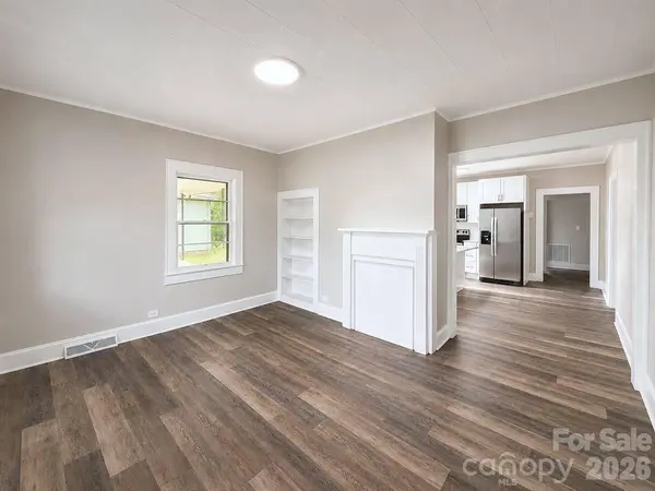 113 Mountain View ST, Morganton, NC 28655