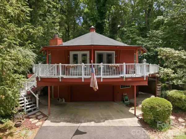 1332 Fairway DR, Newton, NC 28658