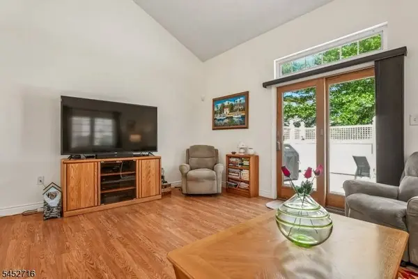 65D Winthrop Rd, Monroe Twp., NJ 08831