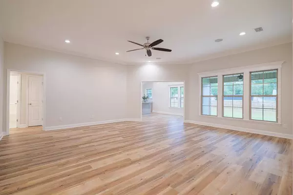 601 Katherine Lane, Hahira, GA 31632