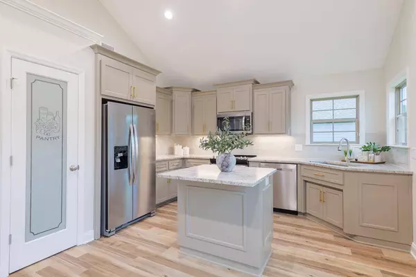 601 Katherine Lane, Hahira, GA 31632