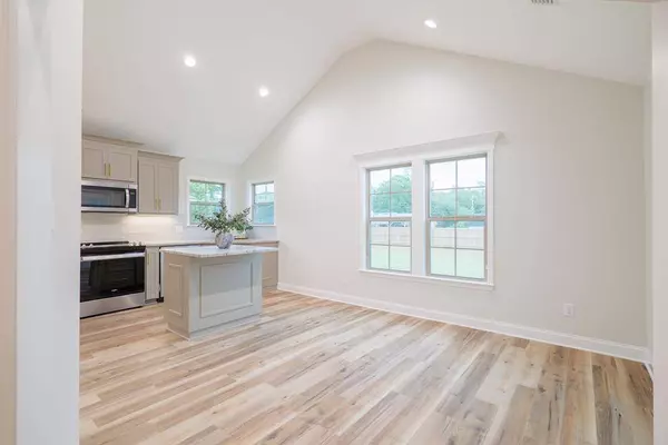 601 Katherine Lane, Hahira, GA 31632