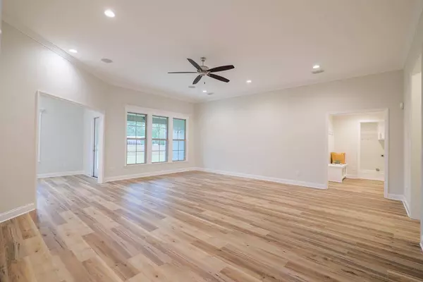 601 Katherine Lane, Hahira, GA 31632