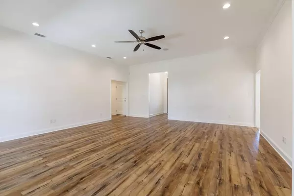 601 Katherine Lane, Hahira, GA 31632