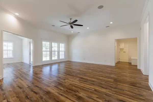 601 Katherine Lane, Hahira, GA 31632