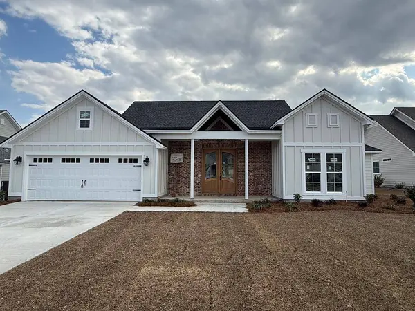 168 Floyd McNeal Dr, Hahira, GA 31632