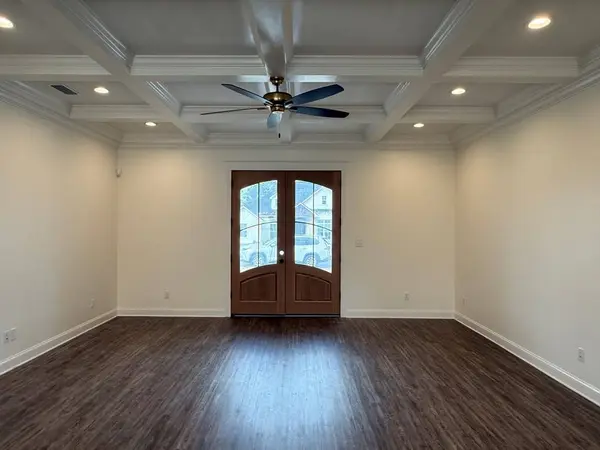 168 Floyd McNeal Dr, Hahira, GA 31632