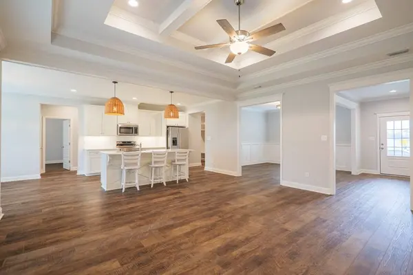 4008 MEDIEVAL CT, Valdosta, GA 31605