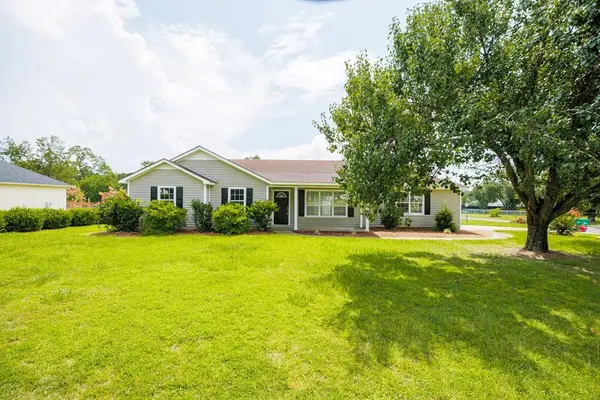 3789 ROBIN LN, Valdosta, GA 31605