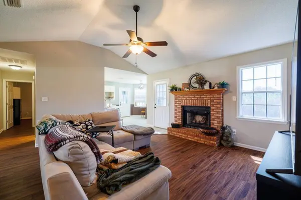 3736 RIDGEMERE DR, Valdosta, GA 31605