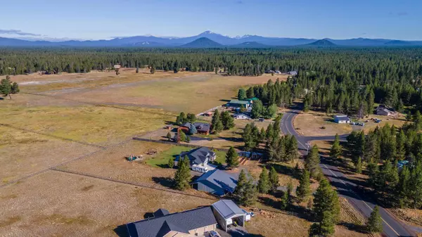 53475 Bridge DR, La Pine, OR 97739