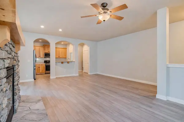 51861 Hollinshead PL, La Pine, OR 97739