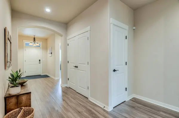 51868 Trapper George LN, La Pine, OR 97739