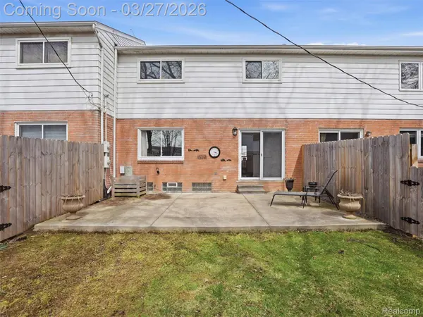 115 Manor WAY, Rochester Hills, MI 48309