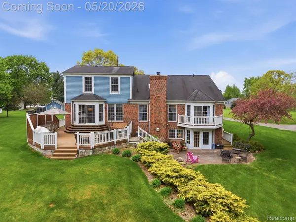 3368 Mill Lake RD, Orion Charter Township, MI 48360