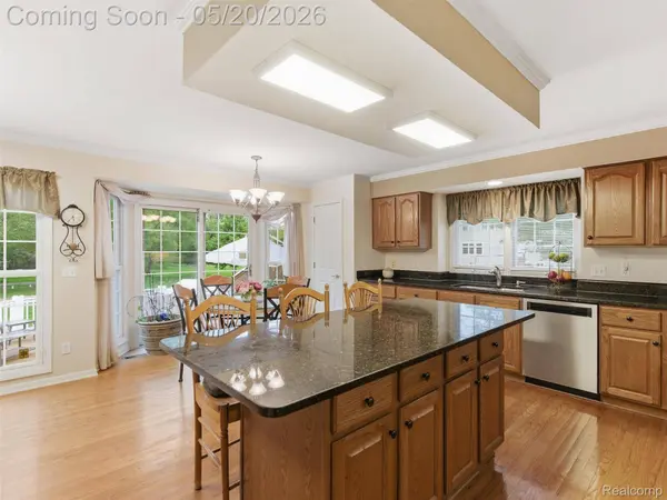 3368 Mill Lake RD, Orion Charter Township, MI 48360