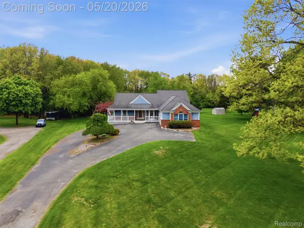 3368 Mill Lake RD, Orion Charter Township, MI 48360