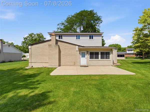 17268 Fitzgerald ST, Livonia, MI 48152