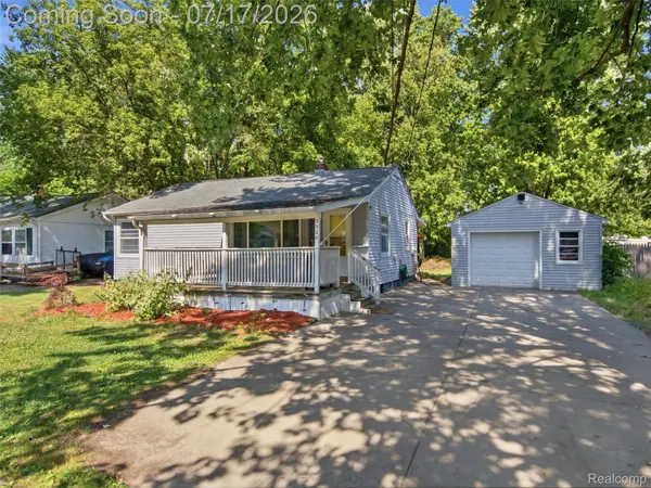 3328 Mills Acres ST, Genesee Charter Township, MI 48506