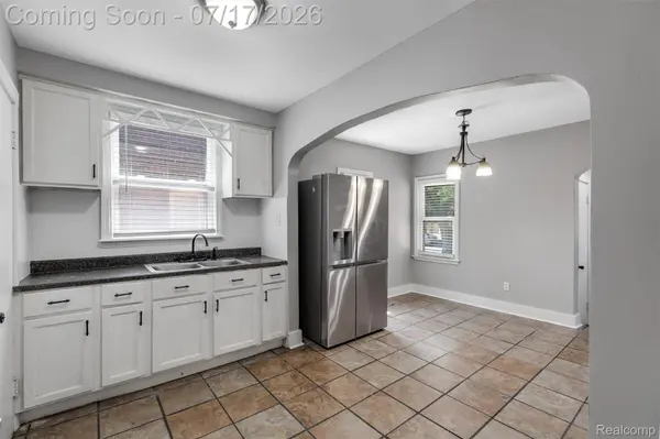 3948 Grayton ST, Detroit, MI 48224