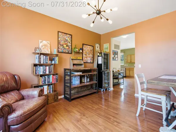 957 River Rock DR, Holly Township, MI 48442