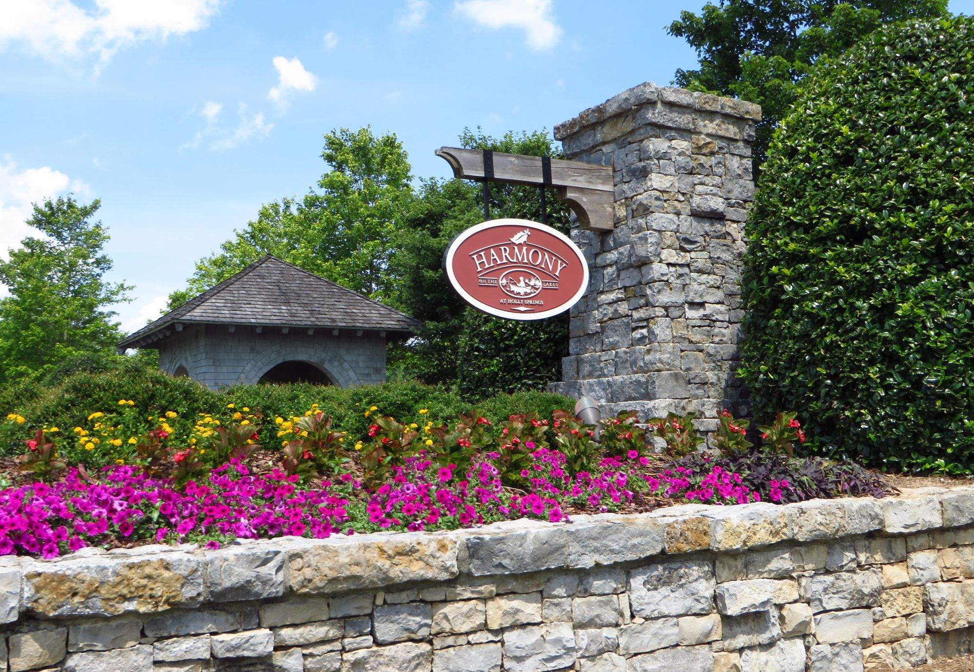 Hamony On The Lakes At Holly Springs