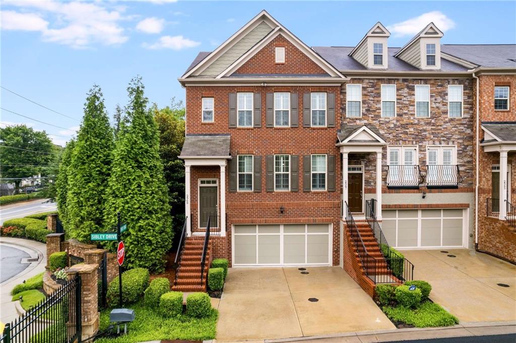 Buckhead Park At Lenox Townhomes