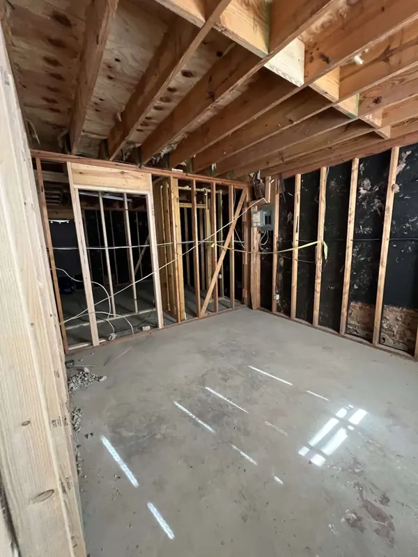 7004 Delisa Dr, Charlotte, NC 28214-2647