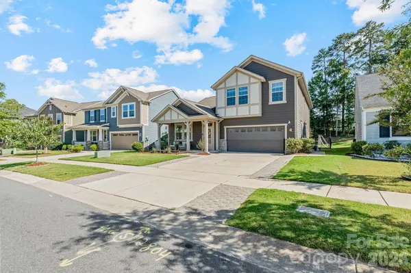 12804 Heath Grove DR, Huntersville, NC 28078