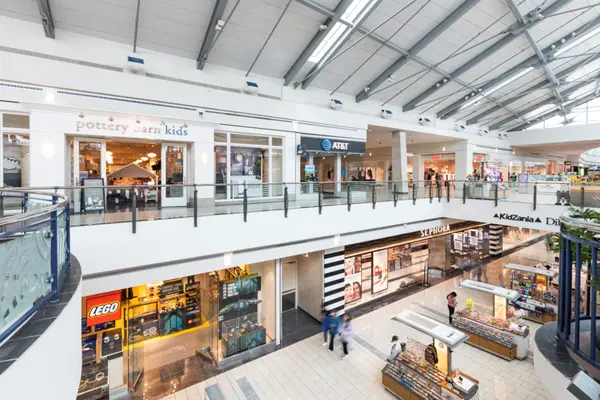 Stonebriar Centre Introduces New Weekend Curfew Policy For Minors In Frisco