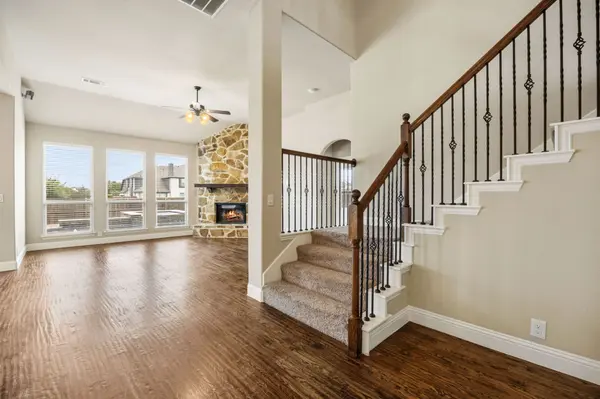 WHAT'S IT LIKE LIVING IN DEVONSHIRE? A LOOK AT 1116 WEDGEWOOD DR IN FORNEY