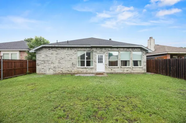 119 Lipan St, Greenville, TX 75402-2807