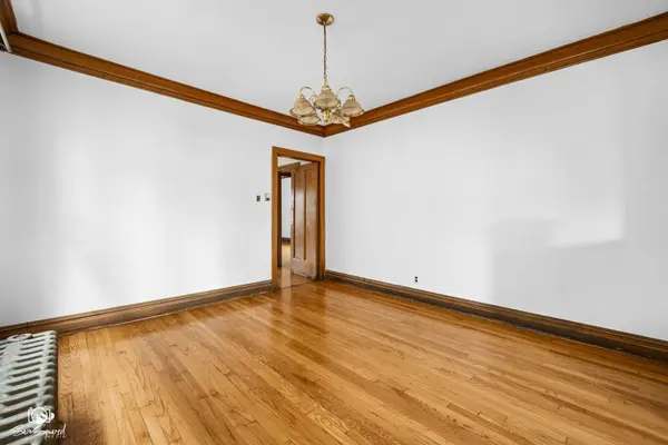 5332 S Maplewood AVE, Chicago, IL 60632