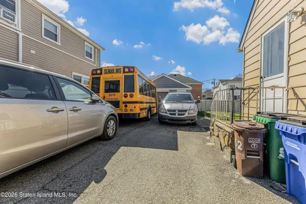 352 Stewart AVE, Staten Island, NY 10314
