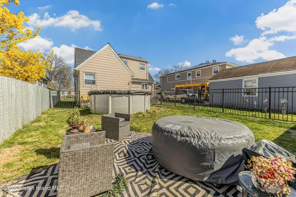 352 Stewart AVE, Staten Island, NY 10314