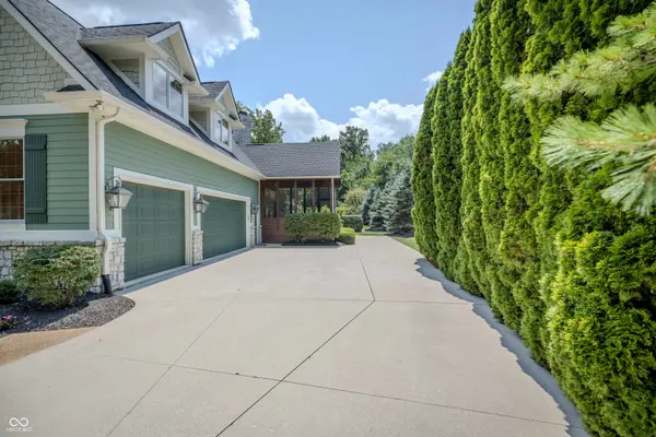 15239 E Geist Ridge DR, Fishers, IN 46040