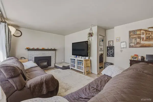 1431 Black Bart Avenue, South Lake Tahoe, CA 96150
