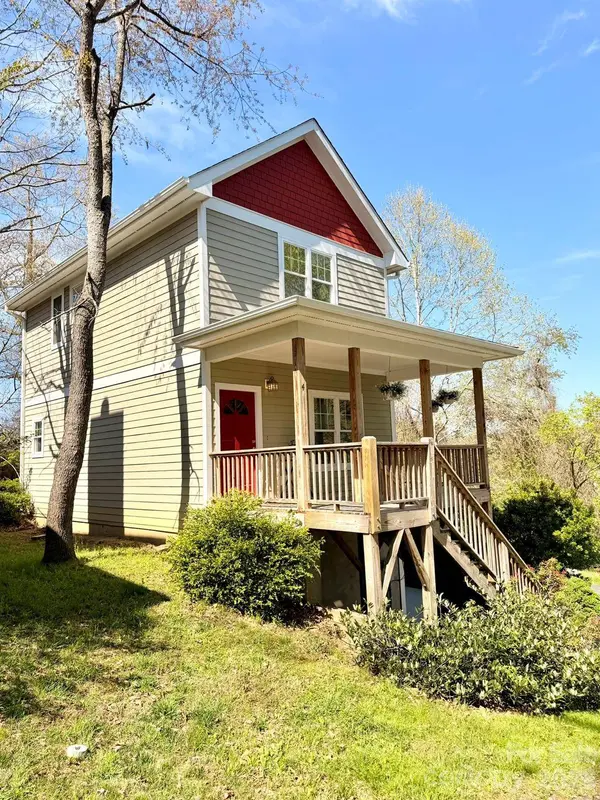 4 & 6 Cottage CT, Asheville, NC 28801