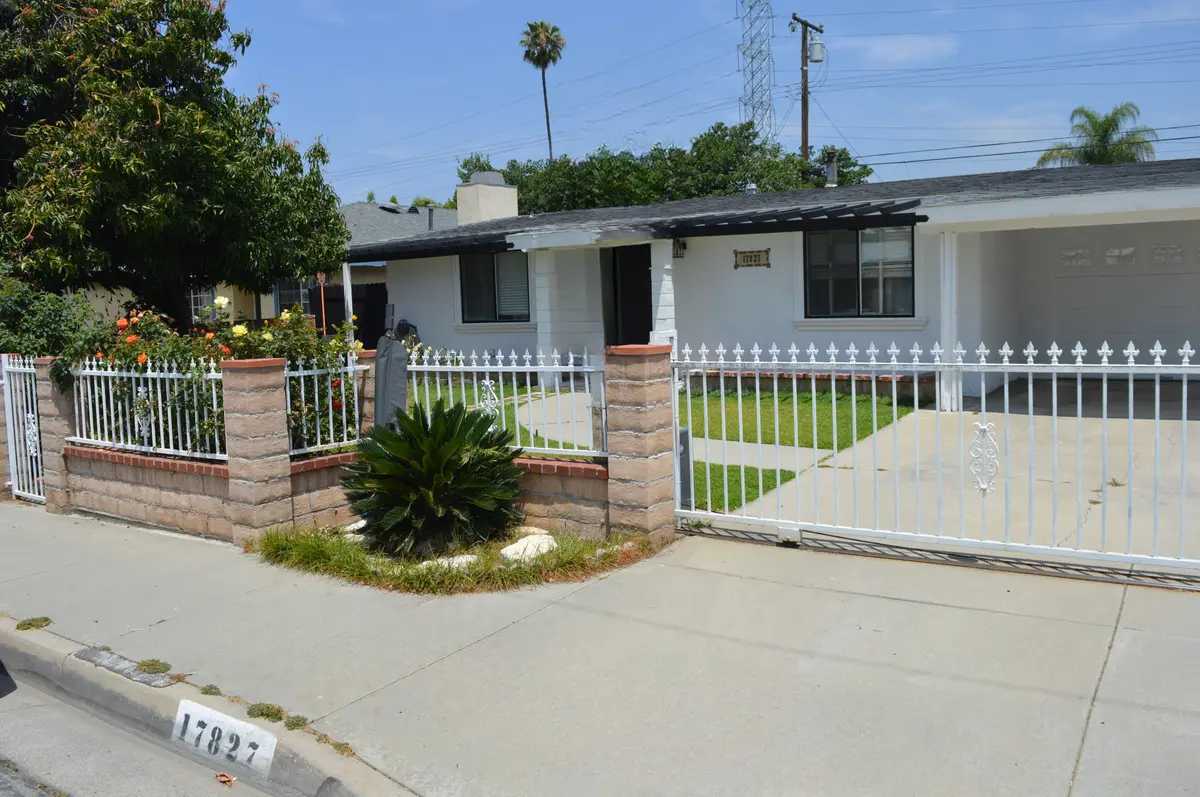 17827 E Laxford Rd, Azusa, CA 91702-5632