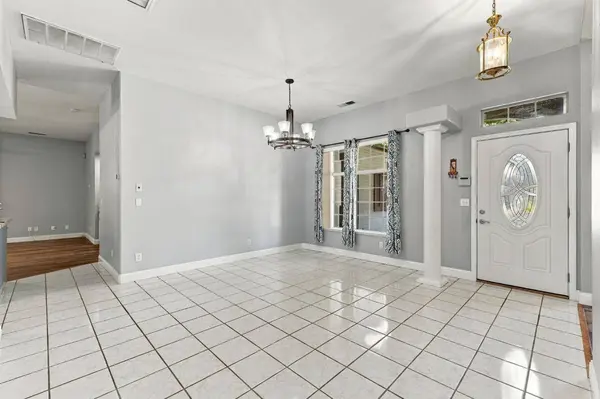 2074 Calimyrna AVE, Clovis, CA 93611