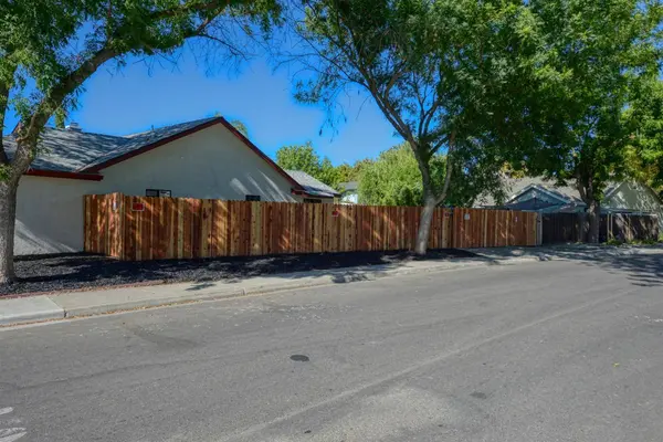536 Clover AVE, Patterson, CA 95363
