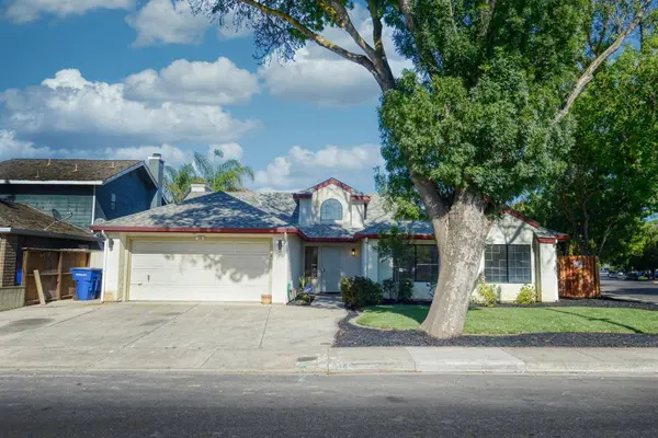 536 Clover AVE