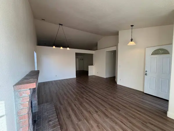523 Chesterfield DR, Patterson, CA 95363