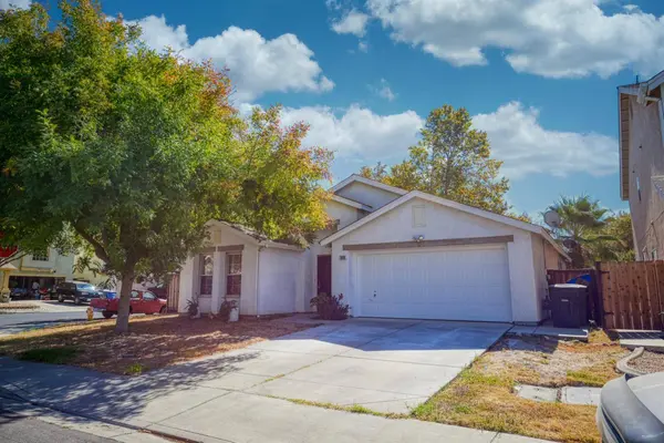 1010 Sparrow Hawk LN, Patterson, CA 95363