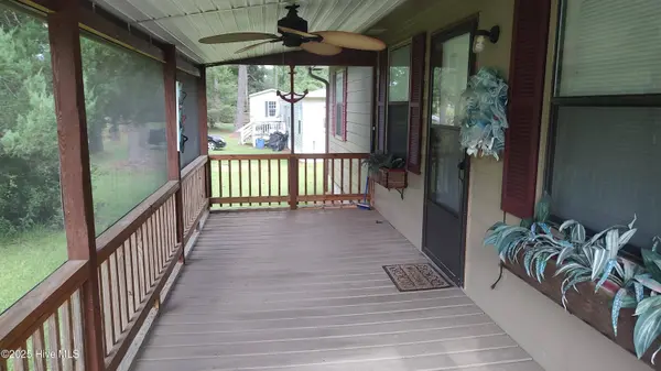 113 Quail Point DR, Hubert, NC 28539