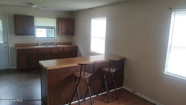 113 Quail Point DR, Hubert, NC 28539