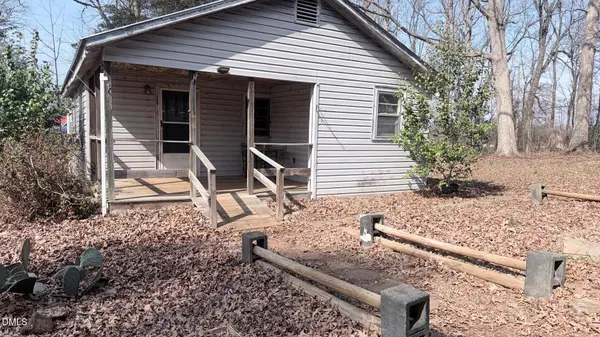 1352 Seays Road, Liberty, NC 27298